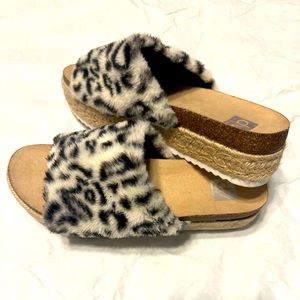 Leopard fur platform sandal